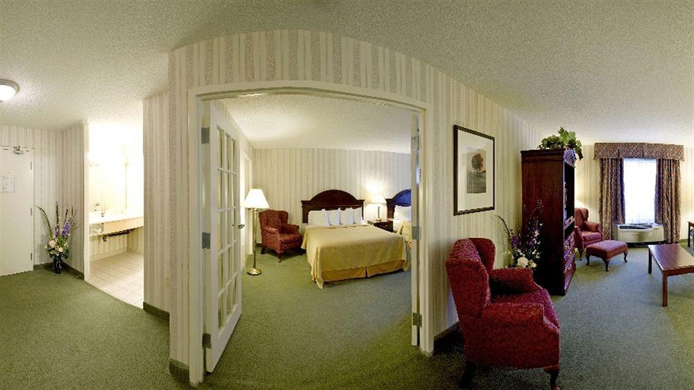 Quality Hotel & Suites Woodstock Dış mekan fotoğraf